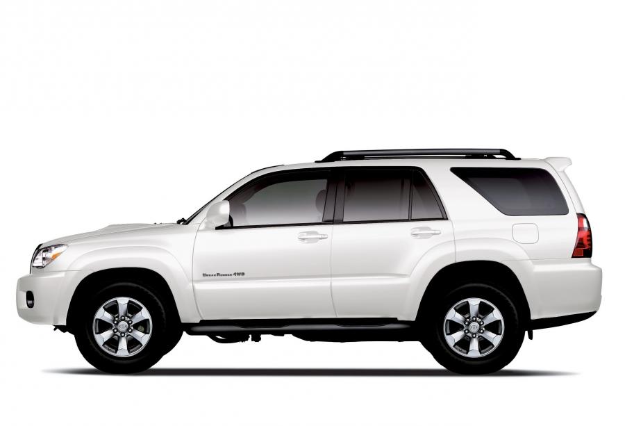  Toyota 4Runner with Urban Runner package 2008 года  (фото 3 из 8)